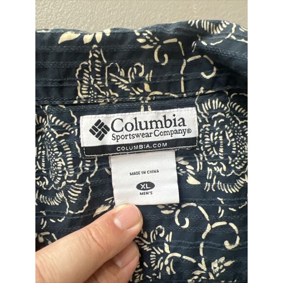 Columbia Shirt Adult XL Blue Button Up Floral Print Short Sleeve - Picture 2 of 4